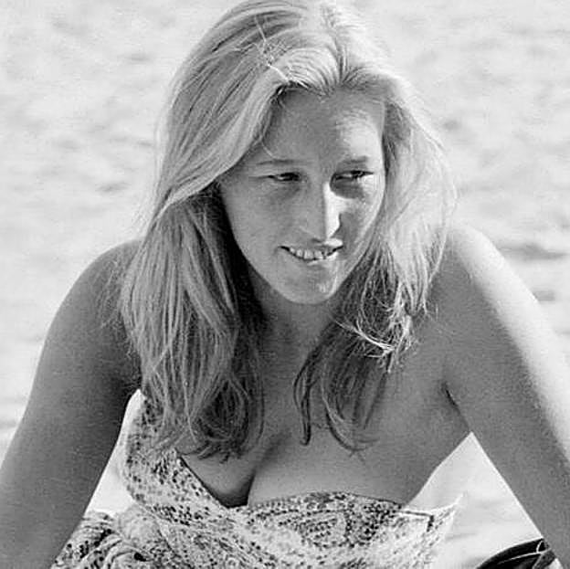 Muere en Italia el primer amor adolescente de Juan Carlos de Borbón que terminó en ruptura: la bellísima condesa Olghina Di Robilant, inspiración de Fellini, alma libre y transgresora