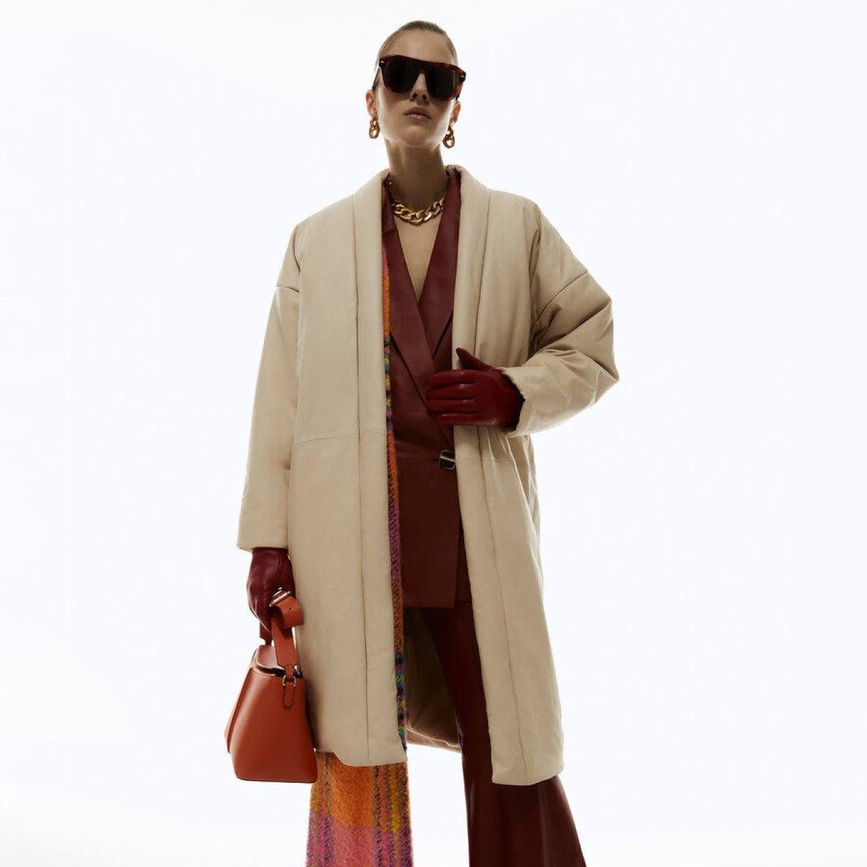 Pincha en la imagen para ver Cómodos, ponibles y rejuvecedores: los plumíferos son los abrigos que más te pondrás cuando empiece el frío (y los nuevos que han llegado a Zara ya tienen lista de espera)