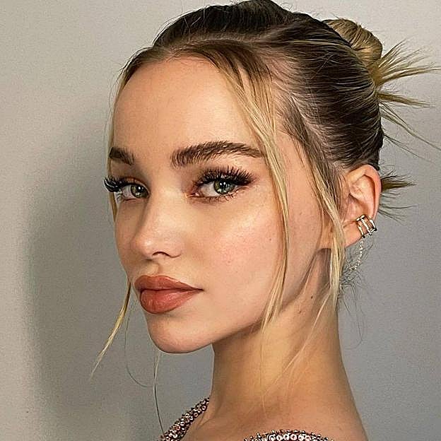 Spiky bun: los moños tendencia fáciles, elegantes y con efecto rejuvenecedor con los que causarás sensación