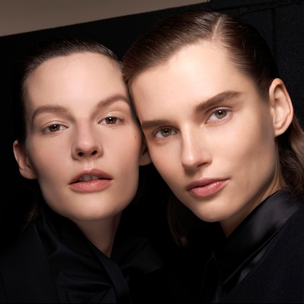 Pincha en la foto para ver las mejores cremas reafirmantes para el cuerpo que rejuvenecen la piel a cualquier edad