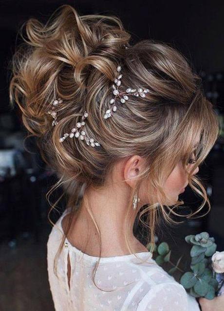 Imagen - Escoge para tu moño unas horquillas que combinen con tu vestido