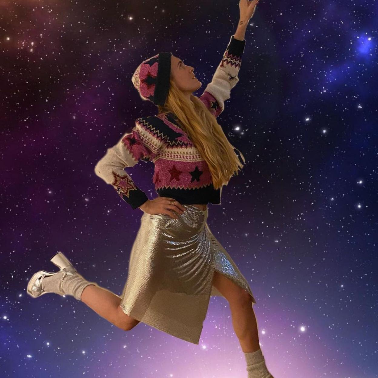 Pincha en la foto para ver jerséis de Navidad preciosos que no incluyen ni a Papá Noel ni a sus renos. 