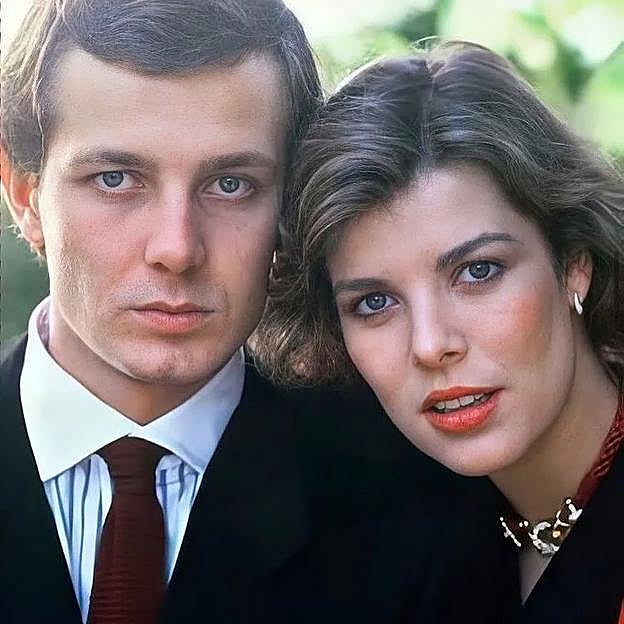 Huérfanos, accidentes, muertes... Si los Grimaldi están malditos, los Casiraghi parece que también: una familia marcada por la mala suerte y las desgracias
