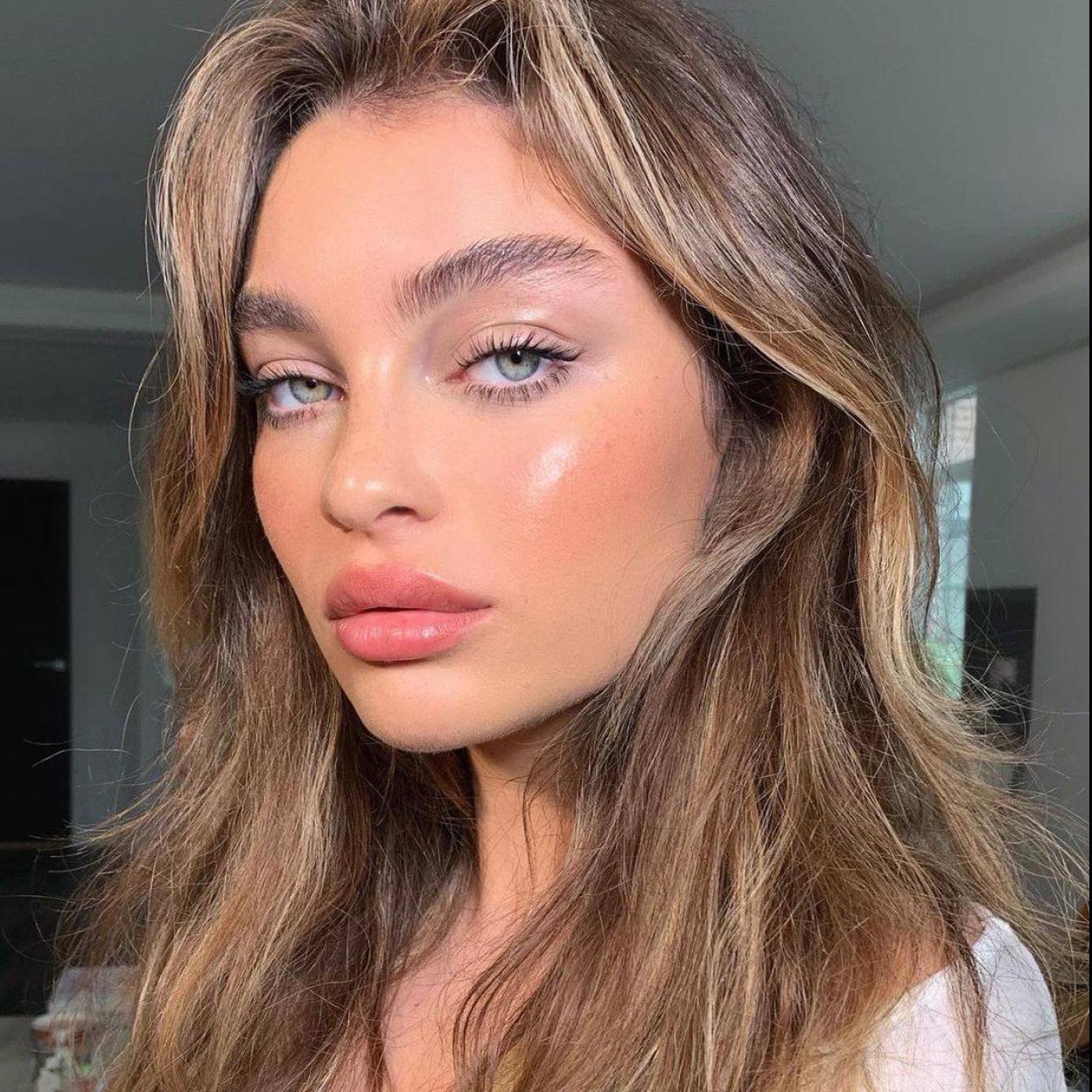 Pincha en la imagen para ver ¿Labios agrietados desde que usas mascarilla? Consigue una boca jugosa e hidratada con estos bálsamos