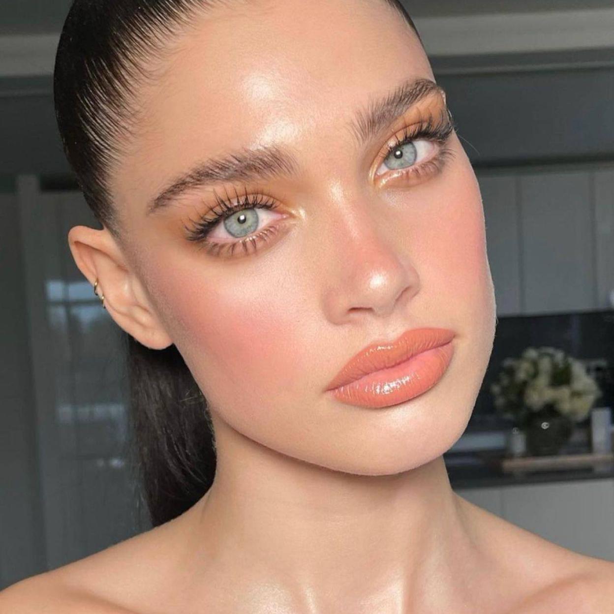 Pincha en la imagen para ver Las mejores combinaciones de cremas de ojos y correctores para una mirada despierta, iluminada y joven