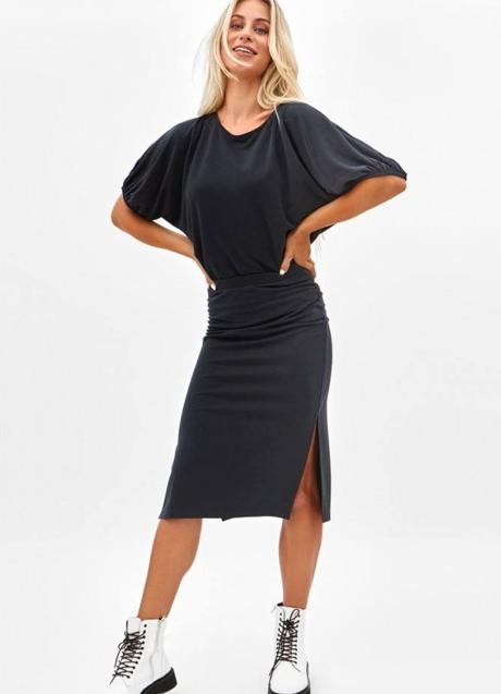 Imagen - El diseño de Koala Bay llega por debajo de las rodillas y cuenta con una abertura lateral en el bajo