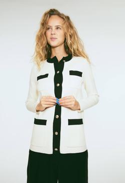 Imagen secundaria 2 - Con vestido, falda o pantalón: los 3 conjuntos de punto más sofisticados de la temporada están en H&amp;M (y parecen de lujo)