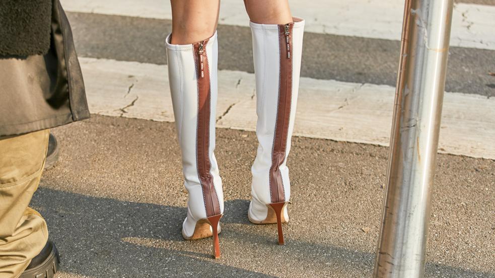 Las botas y botines más bonitos de la temporada están Uterqüe y hemos fichado estos 7 para las rebajas