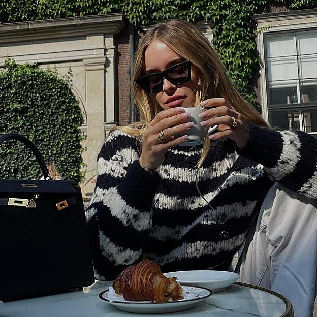 Los cinco jerséis de rayas que tienes que comprar en rebajas porque ya no van a volver a las tiendas