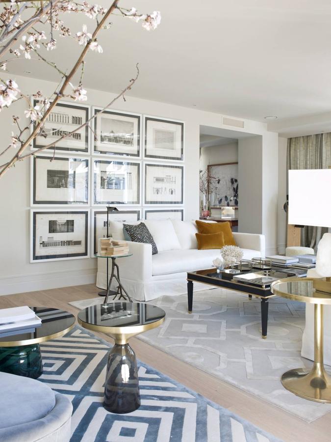 “Para no aburrirte de la decoración, apuesta por el equilibrio, no te dejes arrastrar por las tendencias e integra diferentes estilos, hasta los más vanguardistas. En la foto, mesas de Bell de Sebastian Herkner para ClassiCon”.