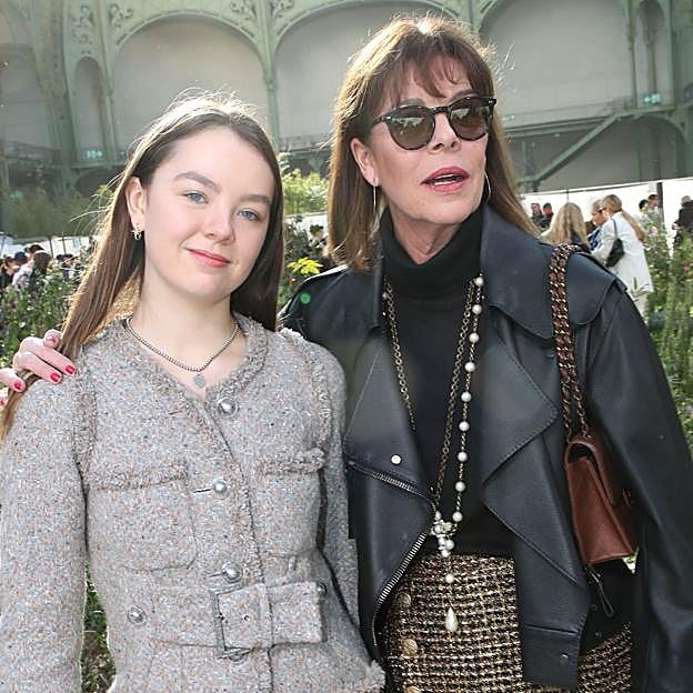 Alexandra es el ojito derecho de Carolina.