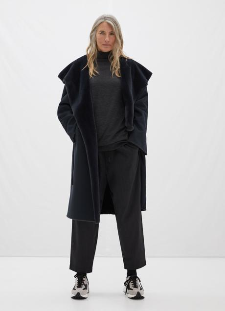 Imagen - En Adolfo Domínguez encontramos esta joya rebajada a 189 euros.