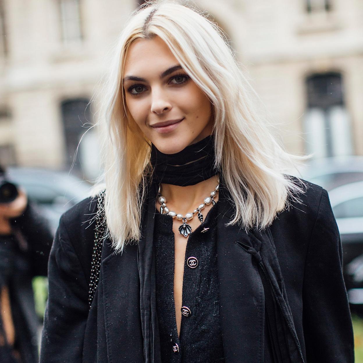 Pincha en la imagen para ver productos antiedad para el pelo que rejuvenecen tu melena y te harán presumir de pelazo a cualquier edad.