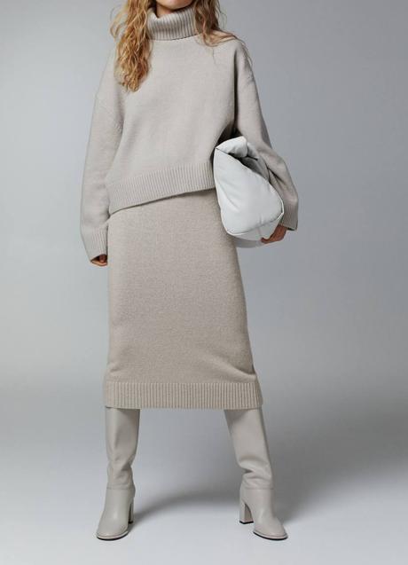 Imagen - La falda de H&M está disponible en beige grisáceo claro y en beige verdoso claro