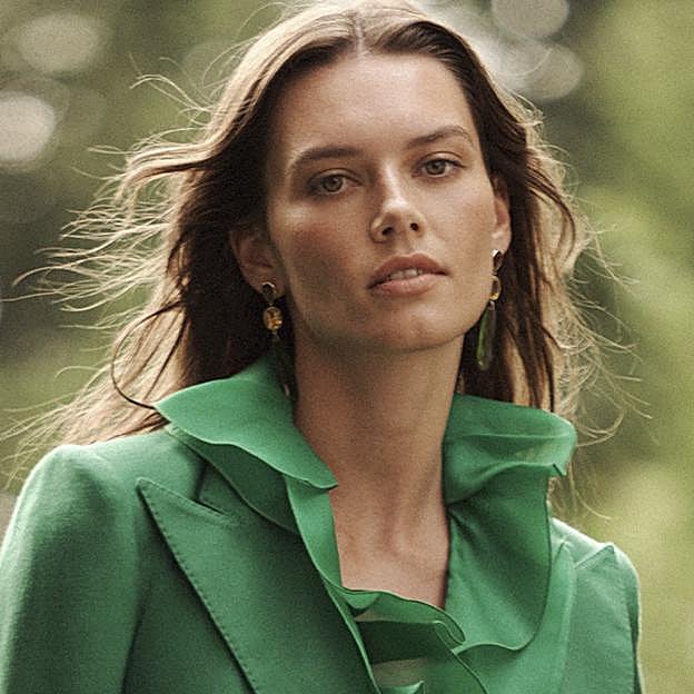 Para el contorno de ojos o como mascarilla de manos: ocho usos de la vaselina que no conocías para aprovechar su poder hidratante