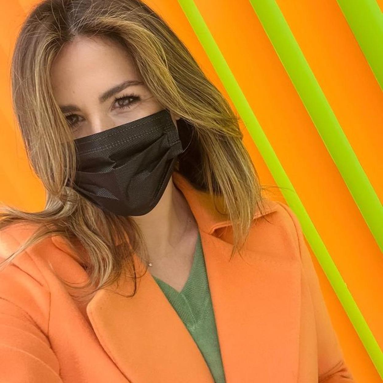 Pincha en la imagen para ver los exclusivos abrigos de Zara Atelier que ha llevado Marta Ortega y que ya triunfan entre las influencers.