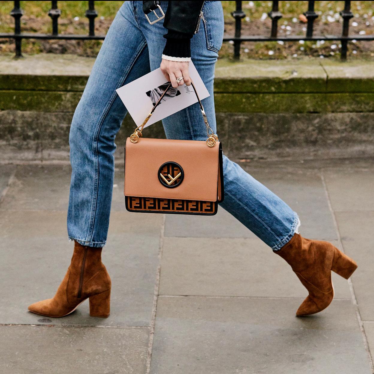 Balloon fit: el nuevo diseño de pantalones vaqueros que es cómodo, sienta de maravilla y es perfecto para llevar con botines