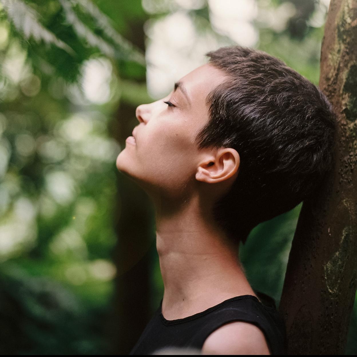 Por qué respirar por la nariz es mucho más saludable que hacerlo por la boca