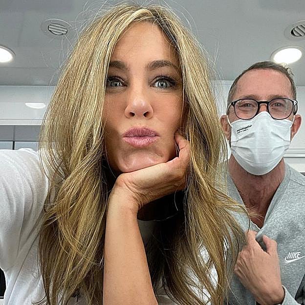 El secreto de Jennifer Aniston para acabar con el pelo encrespado y conseguir su icónica melena lisa