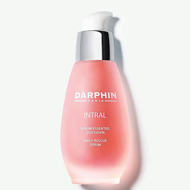 Imagen principal - INTRAL – Sérum de Rescate Diario de Darphin, Bariéderm-CICA DAILY de Uriage y Banana Bright Vitamin C Serum de Ole Henriksen