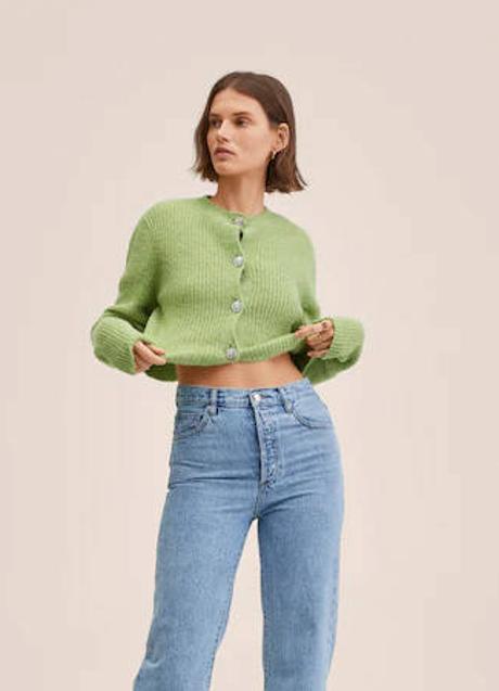 Imagen - El cárdigan con botones joya tiene el cuello redondo