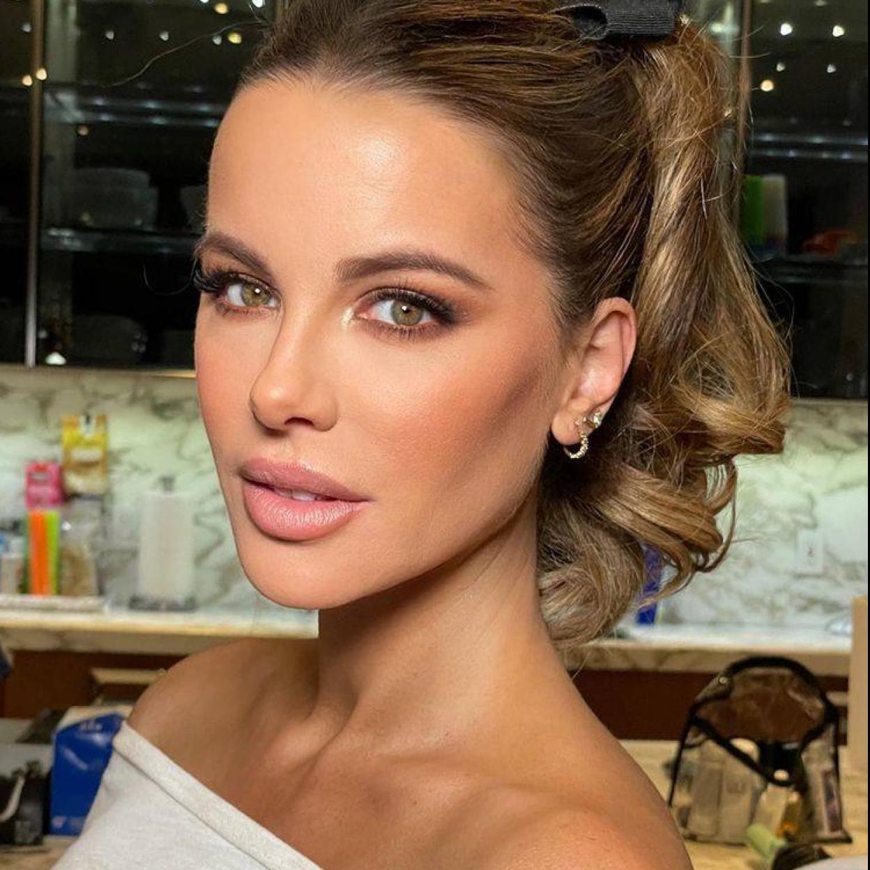 Pincha en la imagen para ver Cremas hidratantes para la cara con factor solar para salir con la protección puesta de casa y prevenir las arrugas y las manchas