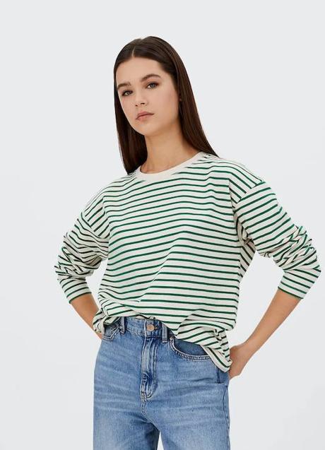 Imagen - La camiseta básica tieen el cuello redondo