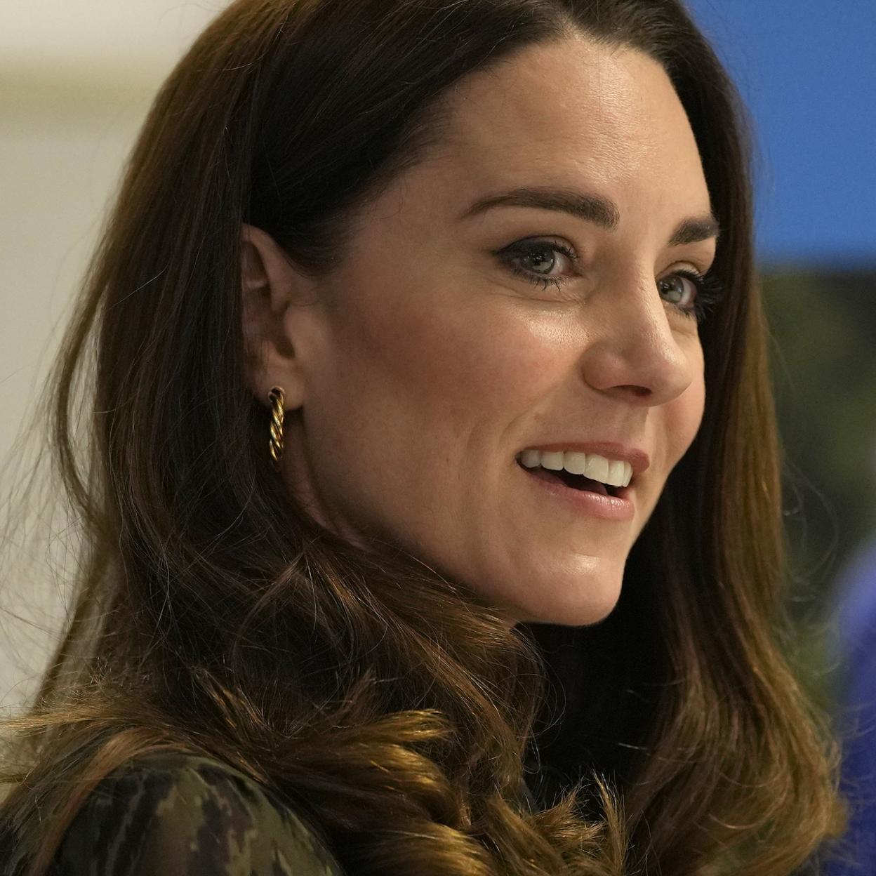 Pincha en la imagen para descubrir la historia detrás de las 15 tiaras más impactantes de la realeza.