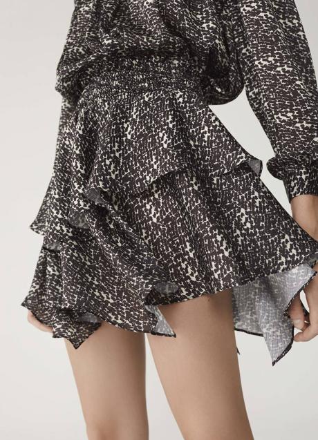 Imagen - La falda Olivia tiene un diseño asimétrico