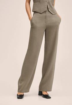 Imagen secundaria 2 - Estos son los trajes de tejido ligero para seguir yendo elegante a la oficina en entretiempo y primavera