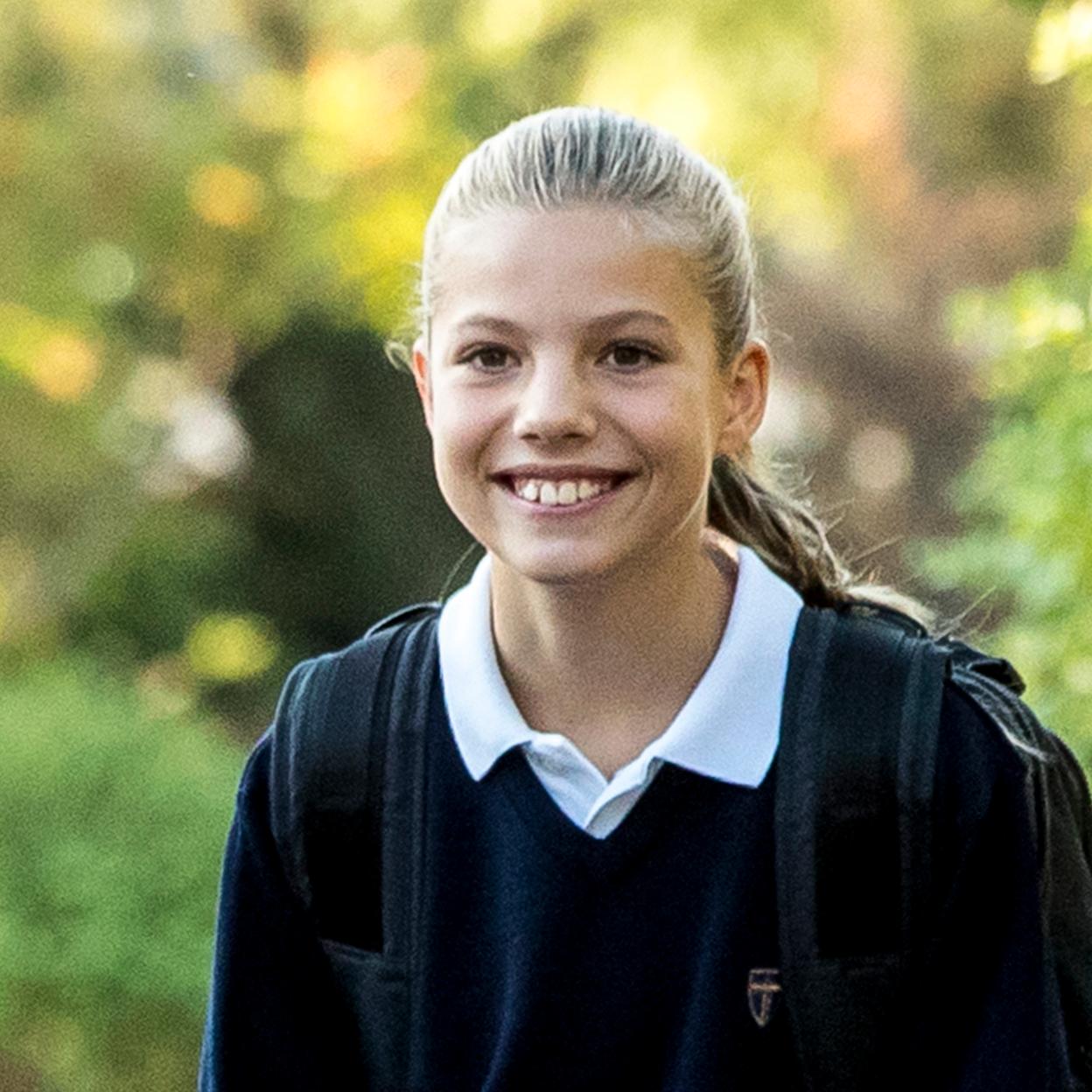 Pincha para ver los 10 looks de la Princesa Leonor que confirman su radical cambio de estilo para 2022