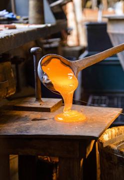 Imagen secundaria 2 - La biblioteca de color de Orsoni contiene 3.500 colores de mosaicos.