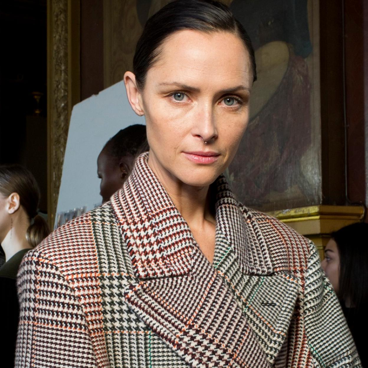 Pincha en la imagen para descubrir los mejores aceites faciales según tu tipo de piel, incluidas las grasas.