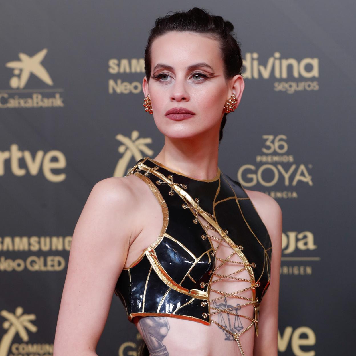 Pincha en la imagen para descubrir los mejores cambios de looks de las famosas en 2022.