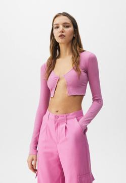 Imagen secundaria 2 - Este es el cárdigan más buscado de Instagram que tienen todas las marcas low cost y necesitas esta primavera