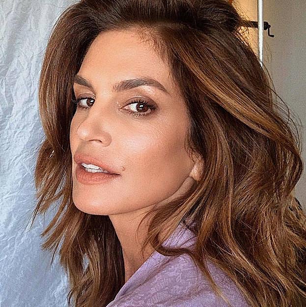 Las mejores CC Creams antiedad perfectas para un look natural, fresco y luminoso a partir de los 50