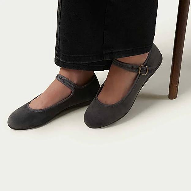 La mercedita de Brownies tiene un cierre regulable