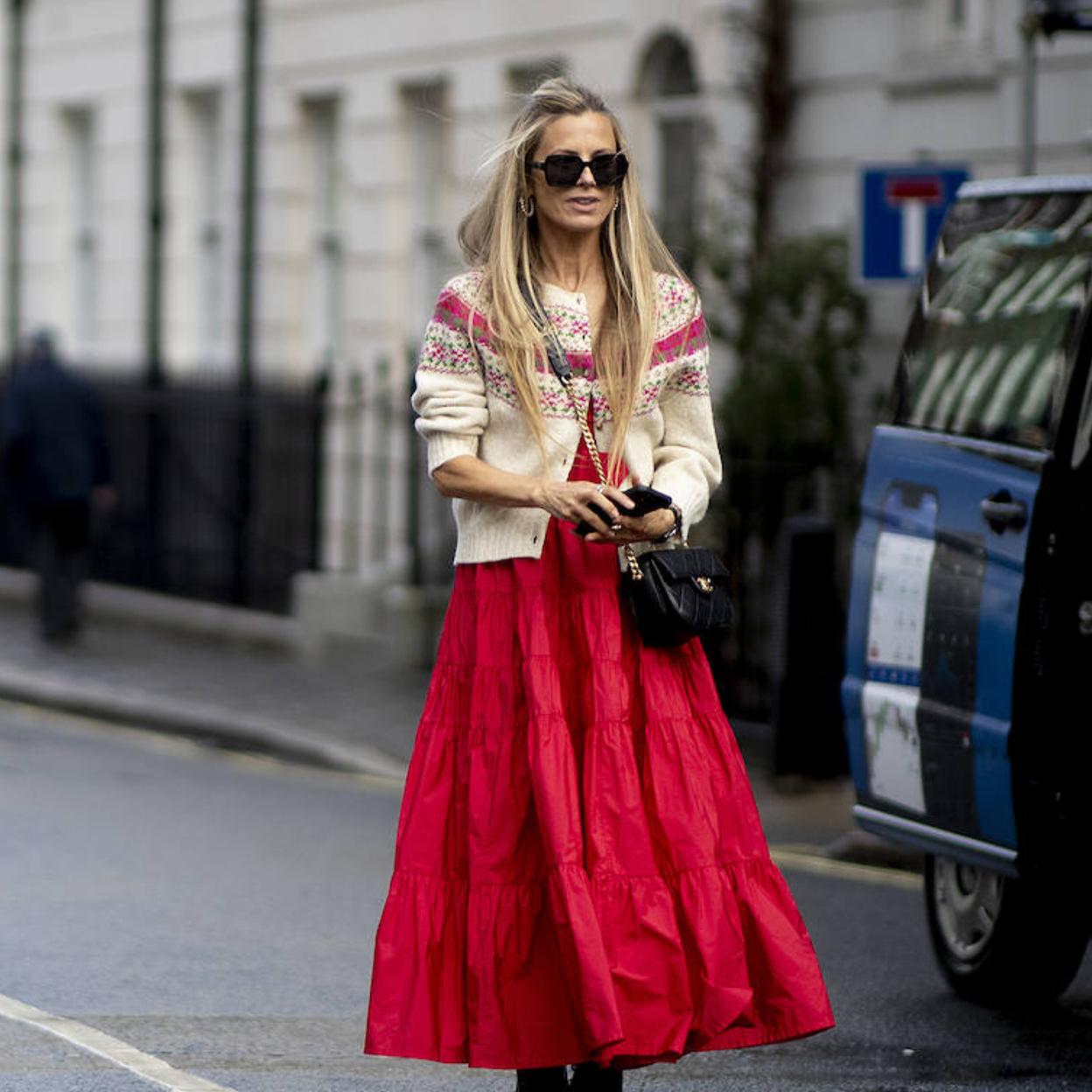 Pincha en la foto para ver los cárdigans de punto perfectos para estrenar ahora y convertirse en los protagonistas de tus looks de primavera