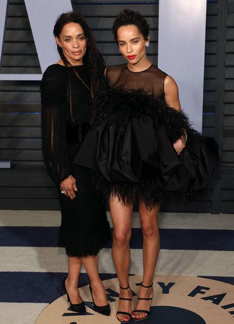 Imagen - Zoë con su madre, la actriz Lisa Bonet, en la fiesta posterior a los Óscar de Vanity Fair, en 2018