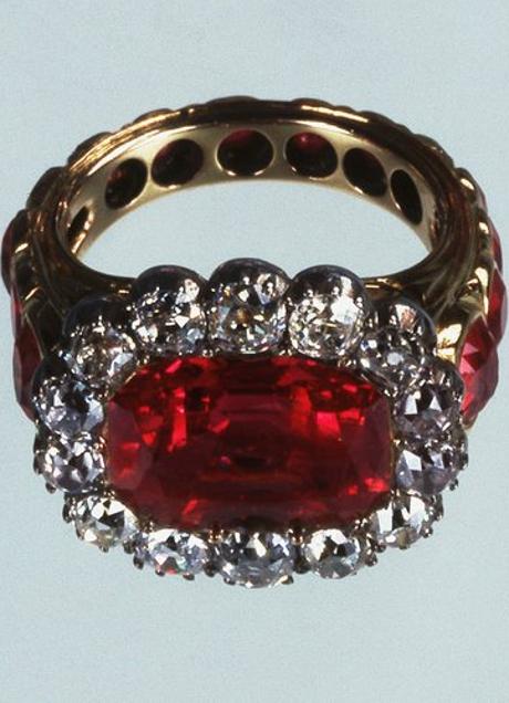 Imagen - Este será el anillo que utilizará Camilla, el llamado anillo de la reina consorte.