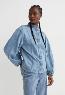 Imagen secundaria 2 - Las camisas de Molly Bracken y Zara y la blusa de H&M