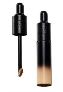 Imagen secundaria 2 - Beyond Perfecting, de Clinique; Magic Away, de Charlotte Tilbury, y Good Apple Concealer, de KVD Beauty