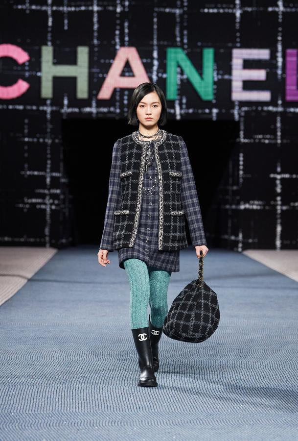 Cuadro sobre cuadro.