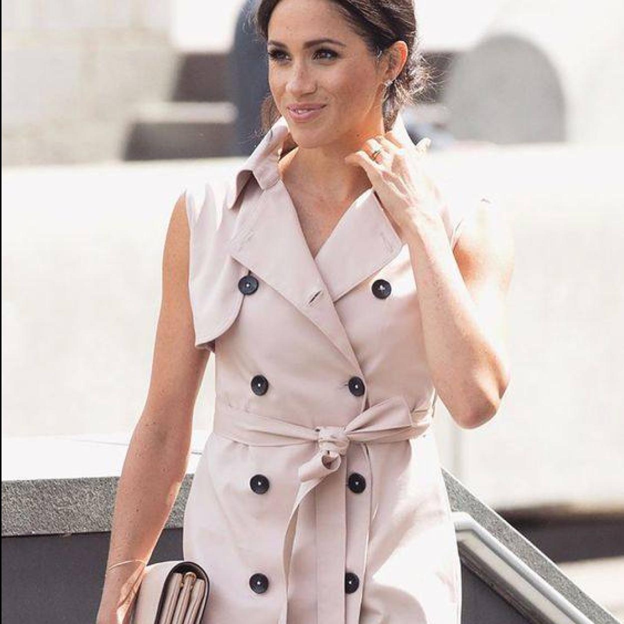 Pincha en la imagen para ver Necesitas un vestido de punto porque es la forma más fácil de conseguir un look de entretiempo que sea cómodo y favorecedor