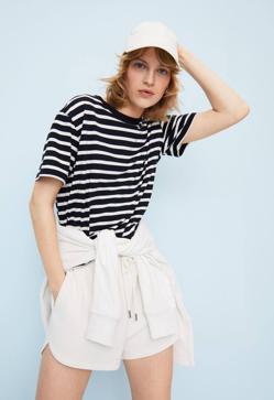 Imagen secundaria 2 - Las camisetas básicas más bonitas cuestan menos de 15 euros