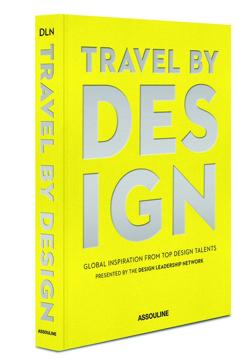 Imagen secundaria 2 - El jarrón Souvenir es de Luzio (479 €) y el plaid, de PortobelloStreet (99,90 €). Libro Travel by Design, de la editorial Assouline (95 €) para inspirarse con los mejores diseñadores del mundo.