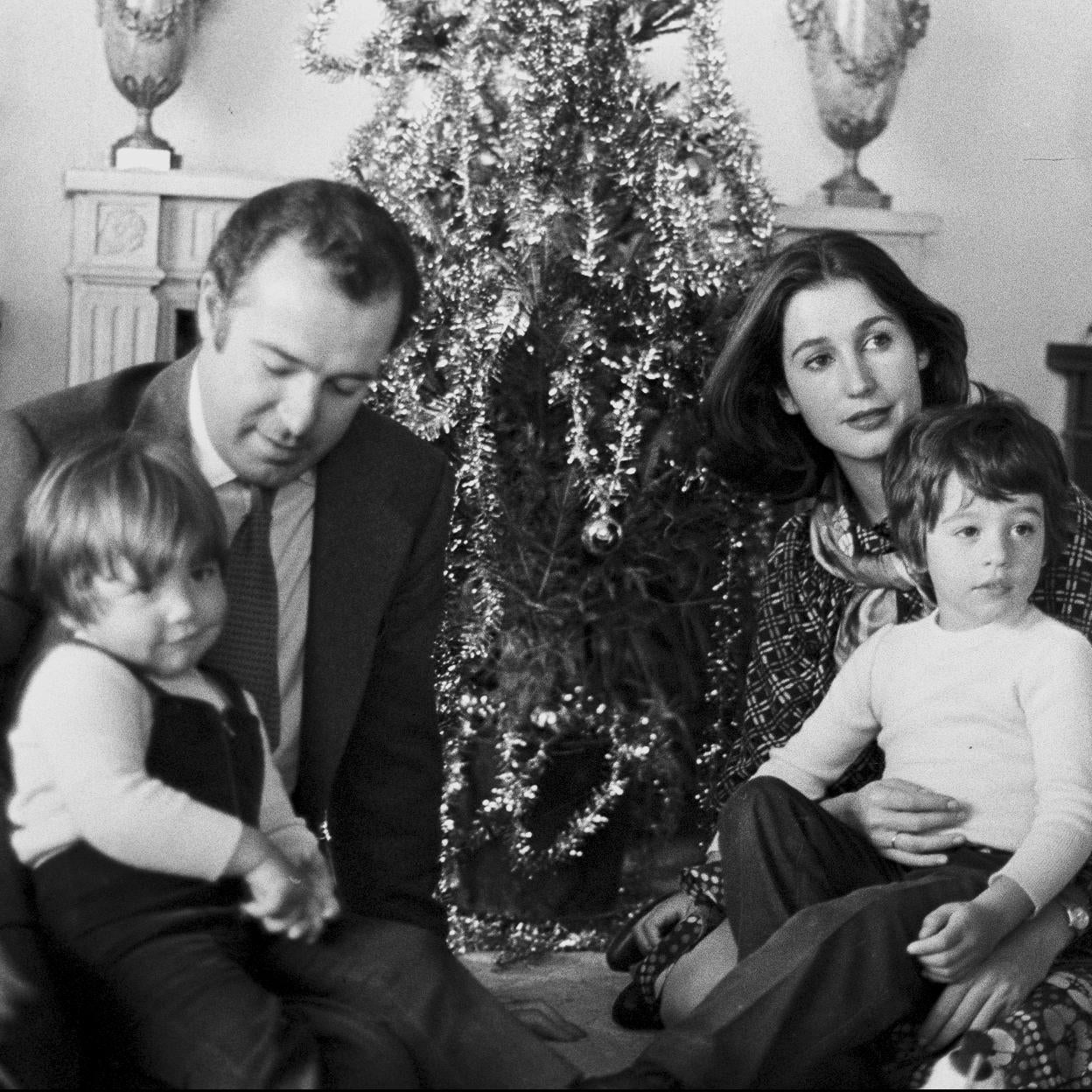 Carmen Martínez Bordiú: alejada de la vida pública junto a su novio 35 años menor que ella y con la sombra de un pasado que la persigue