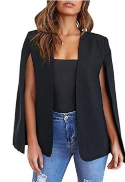 Imagen secundaria 2 - No habíamos hablado del espectacular look de Isabel Díaz Ayuso con la capa de Zara que le ha copiado a la reina Letizia