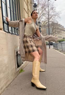 Imagen secundaria 2 - Las botas cowboy cómodas y asequibles que tienen todas las influencers internacionales y que han triunfado en la Fashion Week de París (y no son negras)