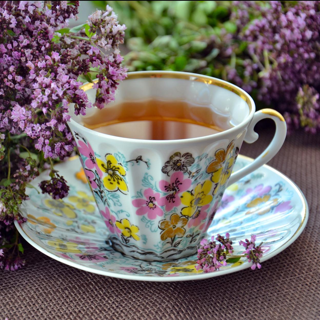 Pincha en la imagen para conocer las mejores infusiones con las que conseguirás adelgazar. 